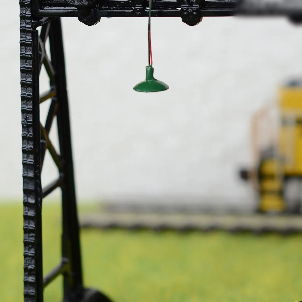 10 OO/HO Scale Street Light Model Wall Lamp Post Led Ceiling Lights (Disc Diameter 6mm, 10 Warm Lights + 10 Resistors)
10 OO/HO Scale Street Light Model Wall Lamp Post Led Ceiling Lights (Disc Diameter 6mm, 10 Warm Lights + 10 Resistors)