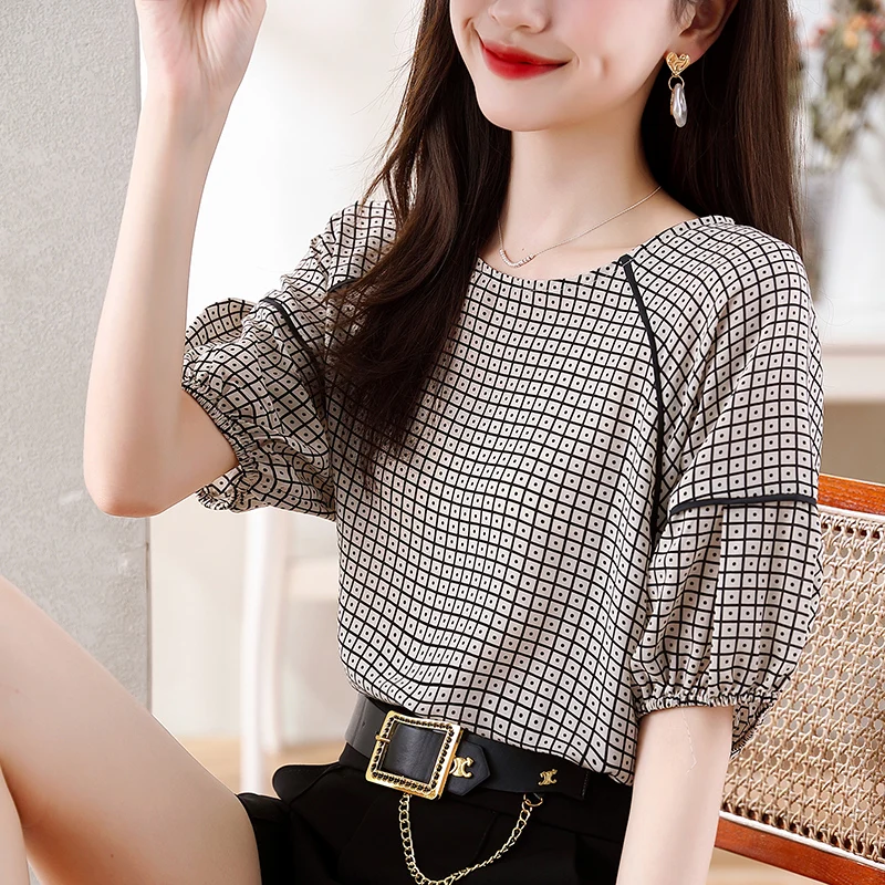 Chiffon Woman Shirts Summer 2023 New Plaid Blouses Loose Short Sleeves Printed Vintage Top O-neck Ladies Clothing YCMYUNYAN
Chiffon Woman Shirts Summer 2023 New Plaid Blouses Loose Short Sleeves Printed Vintage Top O-neck Ladies Clothing YCMYUNYAN