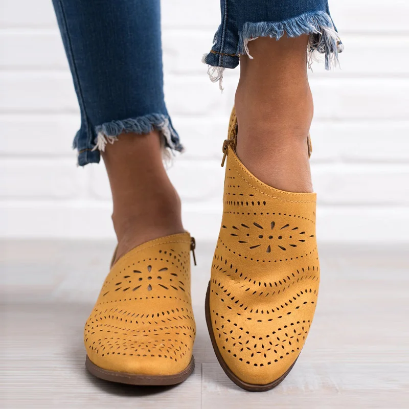 2023 Women Slippers New In Casual Low Heels Fashion Hollow Out Shoes for Women Chunky Heels Pumps Plus Size 43 Zapatos De Mujer
2023 Women Slippers New In Casual Low Heels Fashion Hollow Out Shoes for Women Chunky Heels Pumps Plus Size 43 Zapatos De Mujer