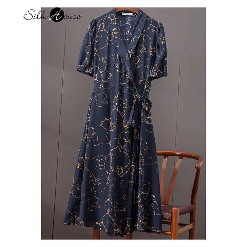 Green Wrap Collar Temperament Silk Print Dress Women's Mulberry Silk French Tea Break Skirt Small Crowd Wrap Waist New Summer
Green Wrap Collar Temperament Silk Print Dress Women's Mulberry Silk French Tea Break Skirt Small Crowd Wrap Waist New Summer