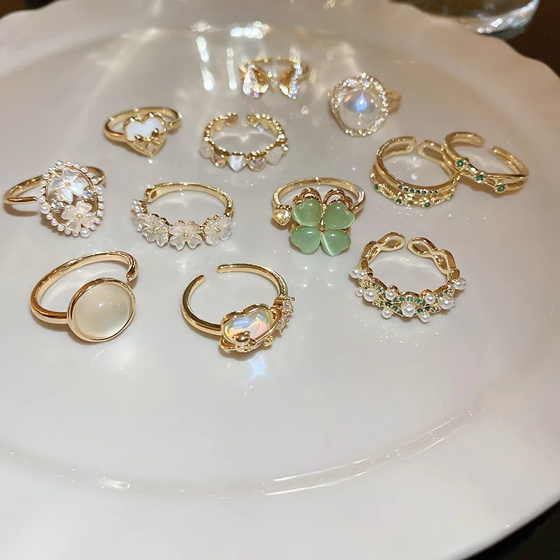 2022 Korean New Geometric Opal Pearl Love Flower Open Ring Fashion Temperament Simple Versatile Ring Female Jewelry
2022 Korean New Geometric Opal Pearl Love Flower Open Ring Fashion Temperament Simple Versatile Ring Female Jewelry