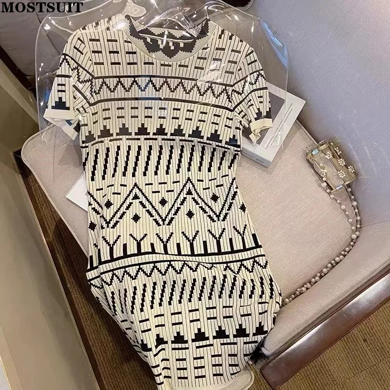 Summer Geometric Knitted Women Dress Short Sleeve O-neck Slim A-line Dresses Vintage Elegant Fashion Ladies Vestidos Femme 2022
Summer Geometric Knitted Women Dress Short Sleeve O-neck Slim A-line Dresses Vintage Elegant Fashion Ladies Vestidos Femme 2022