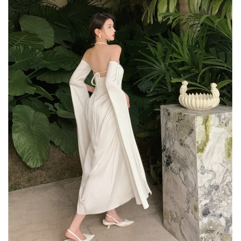 New Women's One-word Collar Annual Meeting Dress Banquet Temperament All-match Fashion Sexy Backless Stunning One-piece Dress
New Women's One-word Collar Annual Meeting Dress Banquet Temperament All-match Fashion Sexy Backless Stunning One-piece Dress