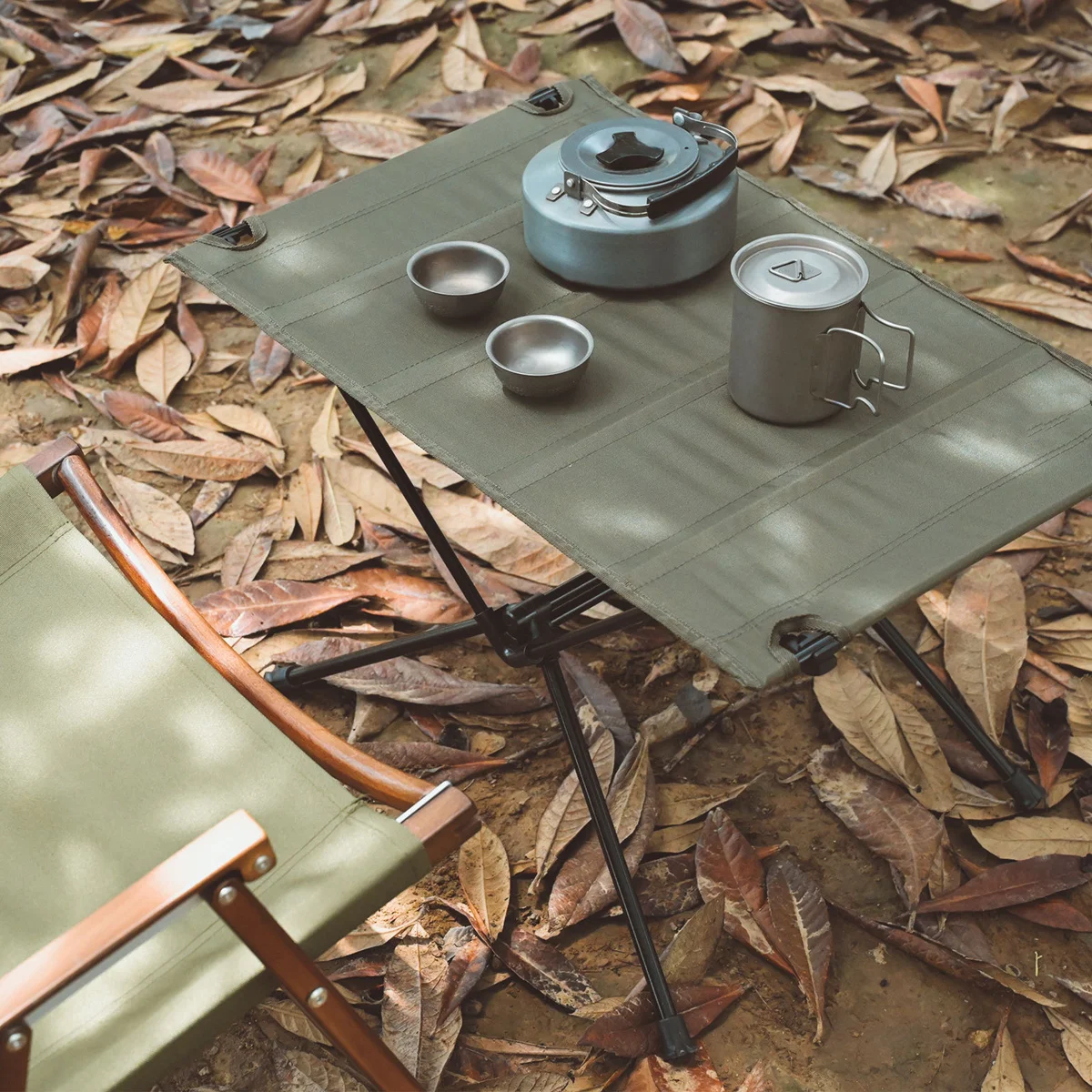 Foldable Portable Camping Table Aluminium Ultralight Outdoor Folding Table Computer Bed Desk for Travel Picnic BBQ Camping Table
Foldable Portable Camping Table Aluminium Ultralight Outdoor Folding Table Computer Bed Desk for Travel Picnic BBQ Camping Table