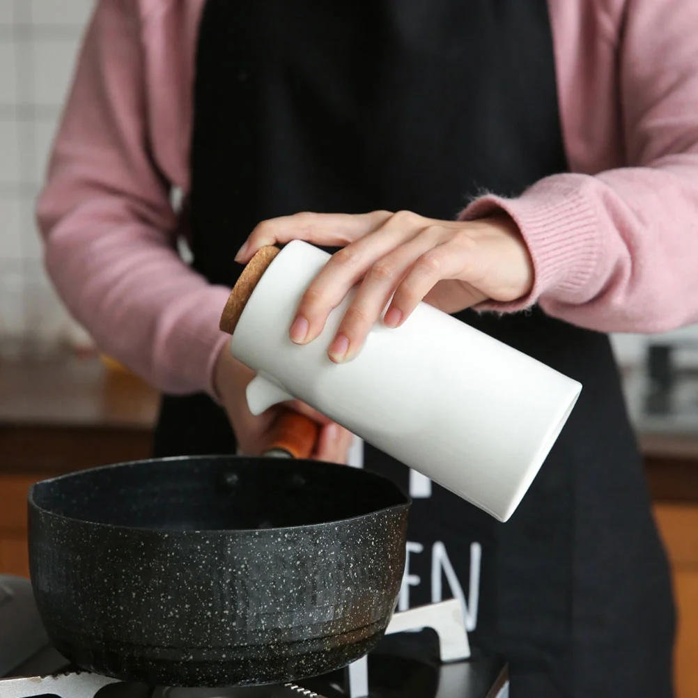 1 Set Oil Bottle Kitchen Oil Oil Dispenser Ceramic Soy Sauce Dish Ceramic Oil Container for Cooking Storage Kitchen Home
1 Set Oil Bottle Kitchen Oil Oil Dispenser Ceramic Soy Sauce Dish Ceramic Oil Container for Cooking Storage Kitchen Home