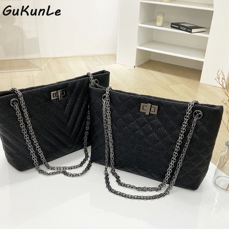 Trendy Caviar Pattern Plaid V Strip Quilted Chain Shoulder Bags for Women Luxury Designer Tote Ladies Handbags Female Bag Black
Trendy Caviar Pattern Plaid V Strip Quilted Chain Shoulder Bags for Women Luxury Designer Tote Ladies Handbags Female Bag Black