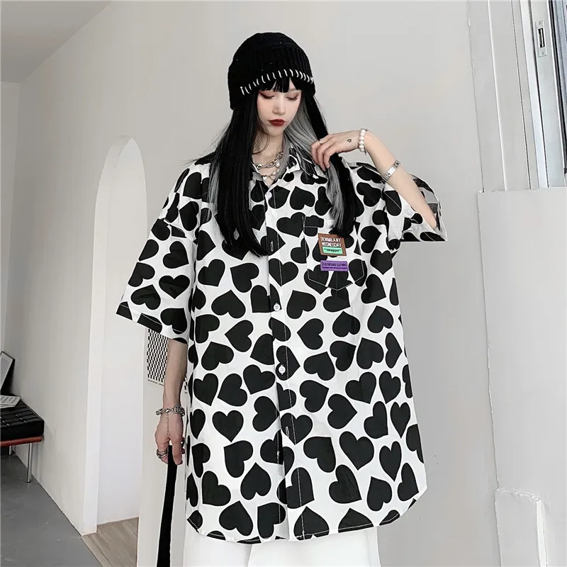 Loose Fit Heart Print Shirts for Women 2021 Summer High Street Clothes Teenage Oversized Punk Button Blouses Harajuku Streetwear 
Loose Fit Heart Print Shirts for Women 2021 Summer High Street Clothes Teenage Oversized Punk Button Blouses Harajuku Streetwear