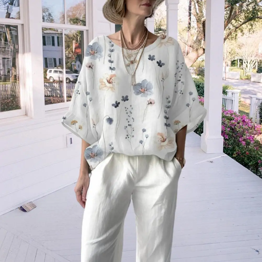 Lady Round Neck T-shirt Floral Print Mid-length T-shirt for Women Soft Breathable Stylish Three Quarter Sleeve Round Neck Top
Lady Round Neck T-shirt Floral Print Mid-length T-shirt for Women Soft Breathable Stylish Three Quarter Sleeve Round Neck Top
