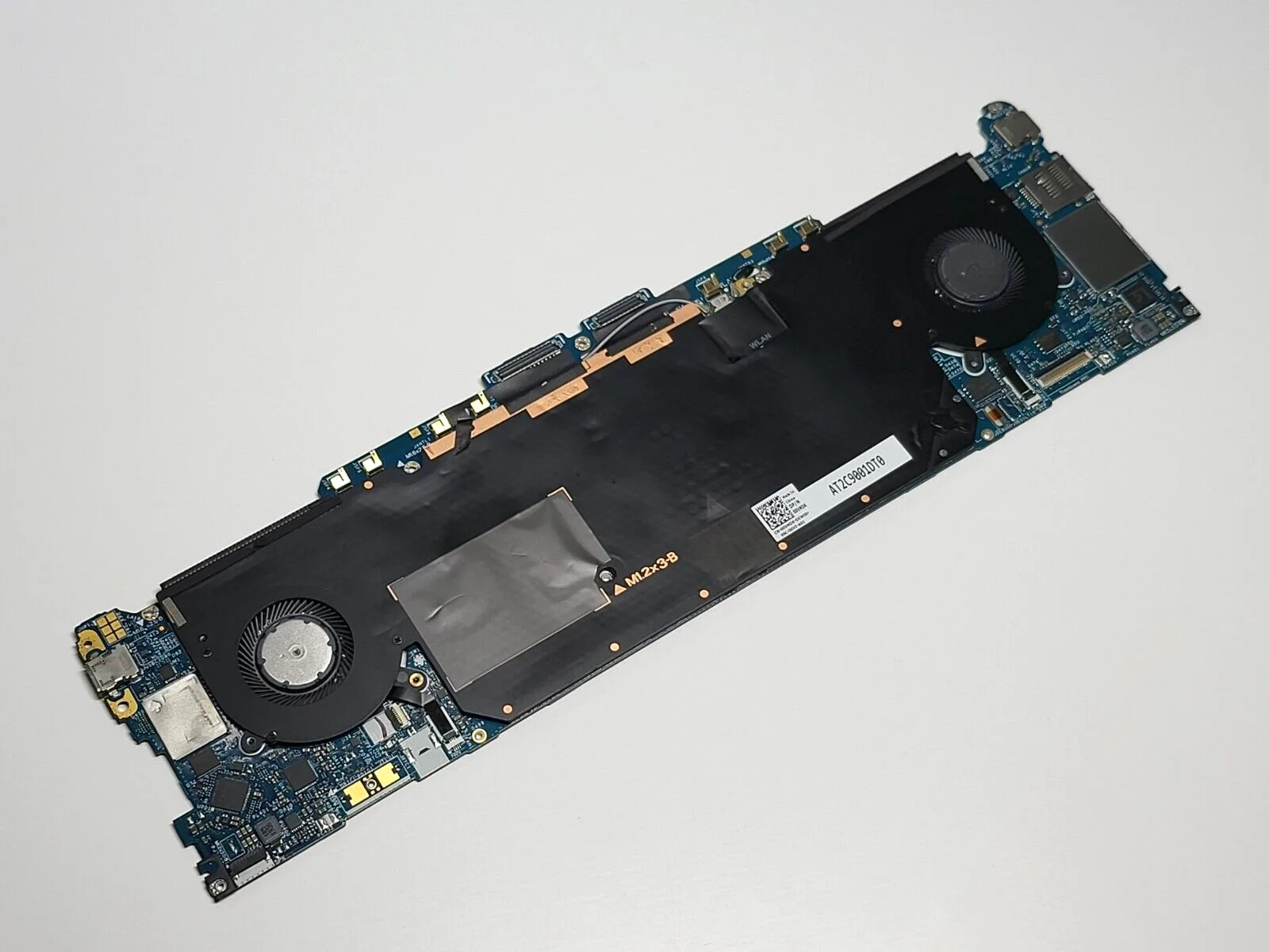 Оригинальная материнская плата P103G для DELL XPS 7390 2-в-1, бриллиантовая 32 ГБ, 05M9KH 5M9KH
Оригинальная материнская плата P103G для DELL XPS 7390 2-в-1, бриллиантовая 32 ГБ, 05M9KH 5M9KH