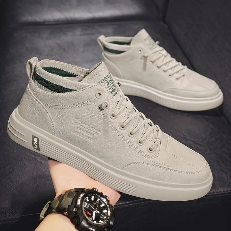 Men PU Leather Skateboarding Shoes High Top Comfortable Men Sneakers Breathable Flat Men Casual Shoes Lace Up Daily Shoes
Men PU Leather Skateboarding Shoes High Top Comfortable Men Sneakers Breathable Flat Men Casual Shoes Lace Up Daily Shoes