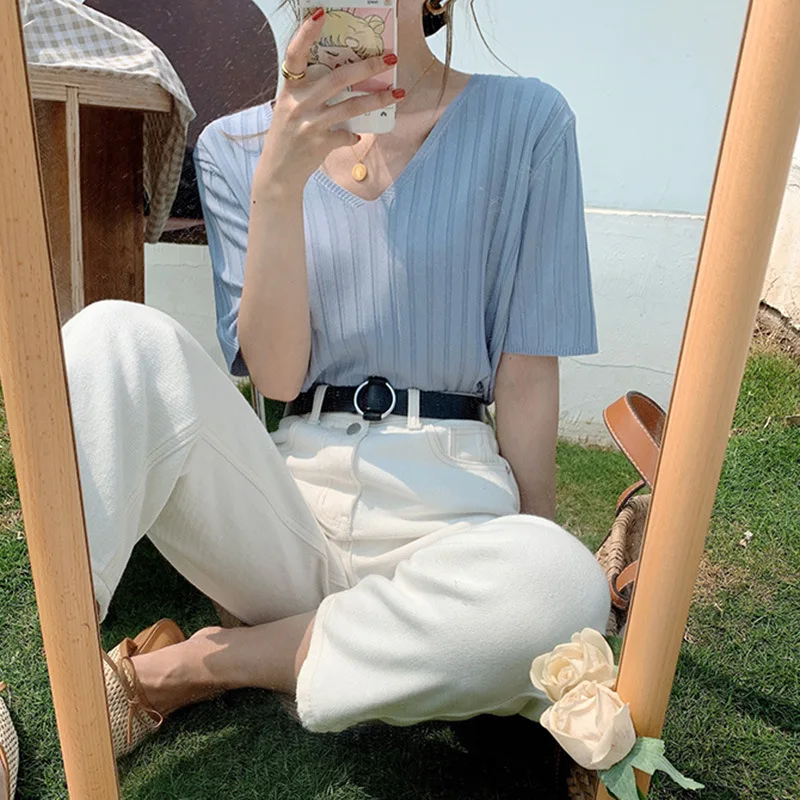 2022 NEW FASHION WOMEN 2022 Casual solid color V-neck short-sleeved summer new top
2022 NEW FASHION WOMEN 2022 Casual solid color V-neck short-sleeved summer new top