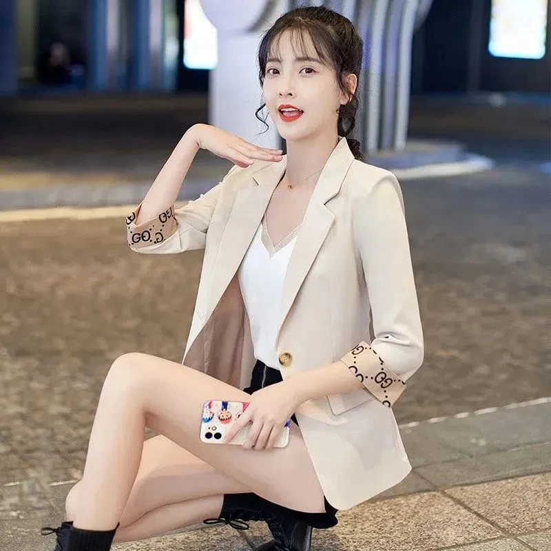 Black Blazers Coat With Lined For Women 2023Spring Autumn New Casual Single Buckle Blazer Ladies Korean Short Suit Jacket Female
Black Blazers Coat With Lined For Women 2023Spring Autumn New Casual Single Buckle Blazer Ladies Korean Short Suit Jacket Female