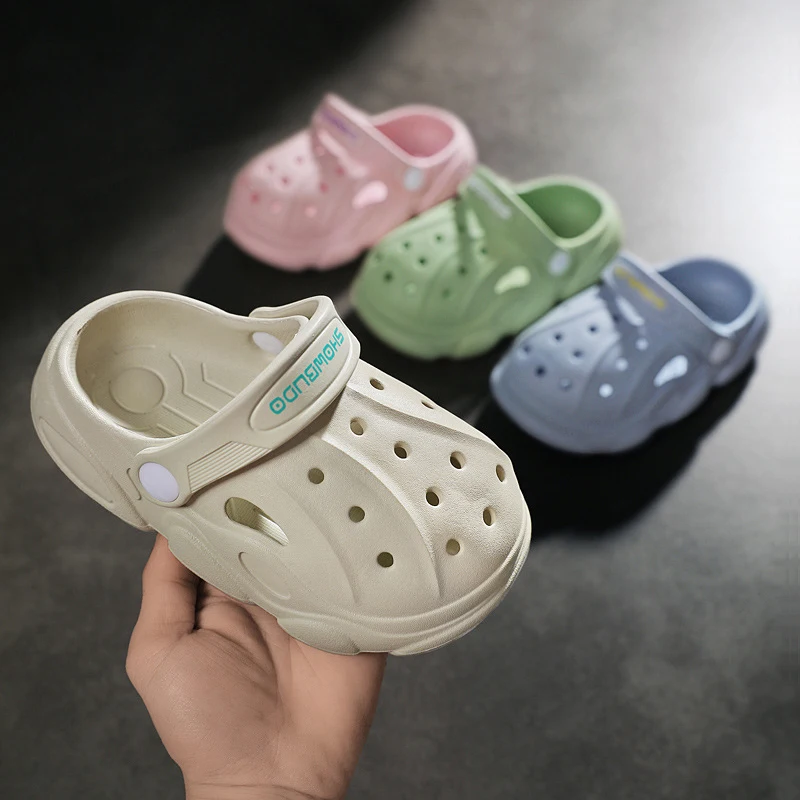 Children Sandals 2022 Summer Beach EVA Slippers Soft Sole Boys Girls Designer Slide Sandals Indoor Outdoor Mules Kids Slippers
Children Sandals 2022 Summer Beach EVA Slippers Soft Sole Boys Girls Designer Slide Sandals Indoor Outdoor Mules Kids Slippers
