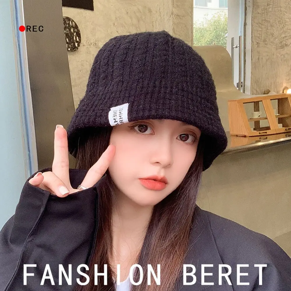 Повседневная Шапка-бини для мужчин и женщин, сезон осень-зима, Корейская версия, облегающие шапки с манжетами, вязаная Рыбацкая шапка, шапки
Повседневная Шапка-бини для мужчин и женщин, сезон осень-зима, Корейская версия, облегающие шапки с манжетами, вязаная Рыбацкая шапка, шапки