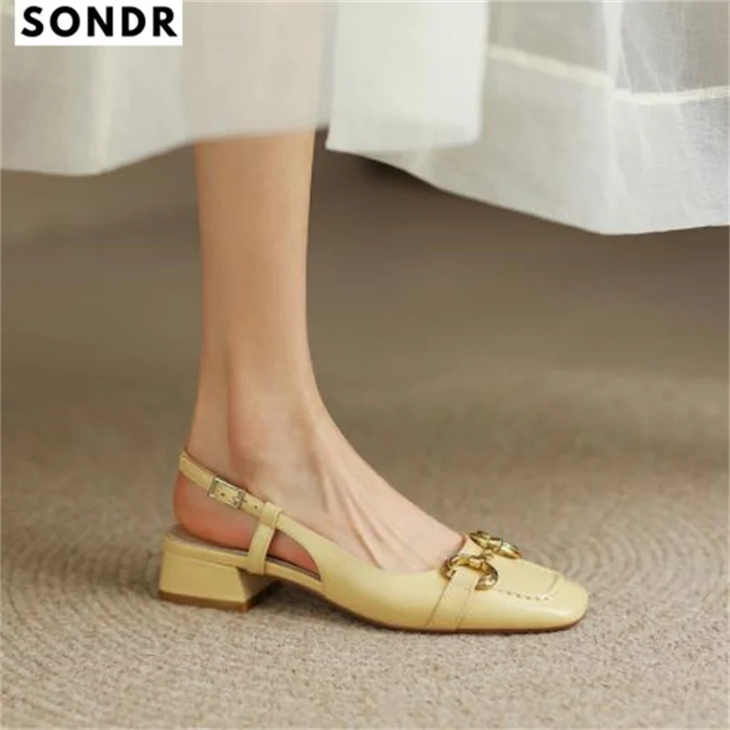 2022 Summer sandals retro solid color true soft leather square head versatile head sandal women's new
2022 Summer sandals retro solid color true soft leather square head versatile head sandal women's new