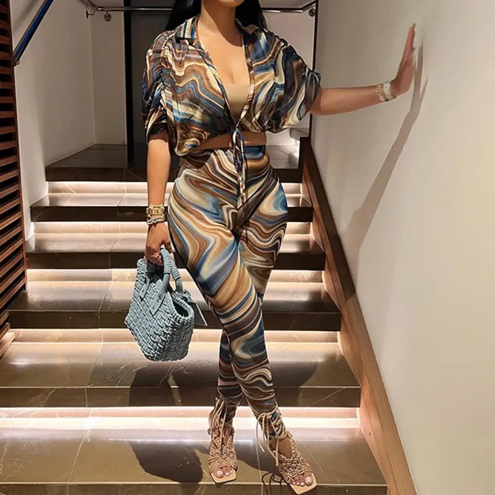 2 Pcs/Set Crop Top Trousers Suit Elastic Waist Wave Print Thin Summer Blouse Pants Suit Lady Clothing
2 Pcs/Set Crop Top Trousers Suit Elastic Waist Wave Print Thin Summer Blouse Pants Suit Lady Clothing