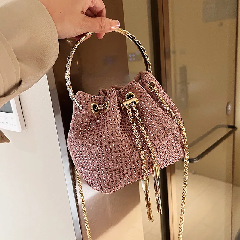 Luxury Rhinestone Bucket Bags for Women Diamonds Evening Clutch Round Handle Women Designer Handbag Chain Shoulder Crossbody Bag 
Luxury Rhinestone Bucket Bags for Women Diamonds Evening Clutch Round Handle Women Designer Handbag Chain Shoulder Crossbody Bag