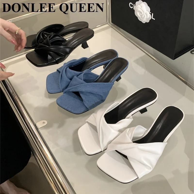 2023 Fashion Denim Blue Sandals Slippers Women Med Heels Flip Flops Soft Comfortable Dress Shoes Outdoor Flip Flops Slides Mujer
2023 Fashion Denim Blue Sandals Slippers Women Med Heels Flip Flops Soft Comfortable Dress Shoes Outdoor Flip Flops Slides Mujer