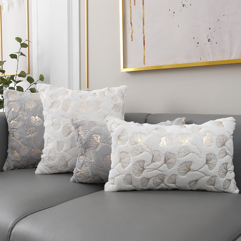 Golden Printed Ginkgo Leaf Pillow Cover 45*45cm 30*50cm Decorative Pillowcase for Living Room Luxury Plush Fur Cushion Covers
Golden Printed Ginkgo Leaf Pillow Cover 45*45cm 30*50cm Decorative Pillowcase for Living Room Luxury Plush Fur Cushion Covers