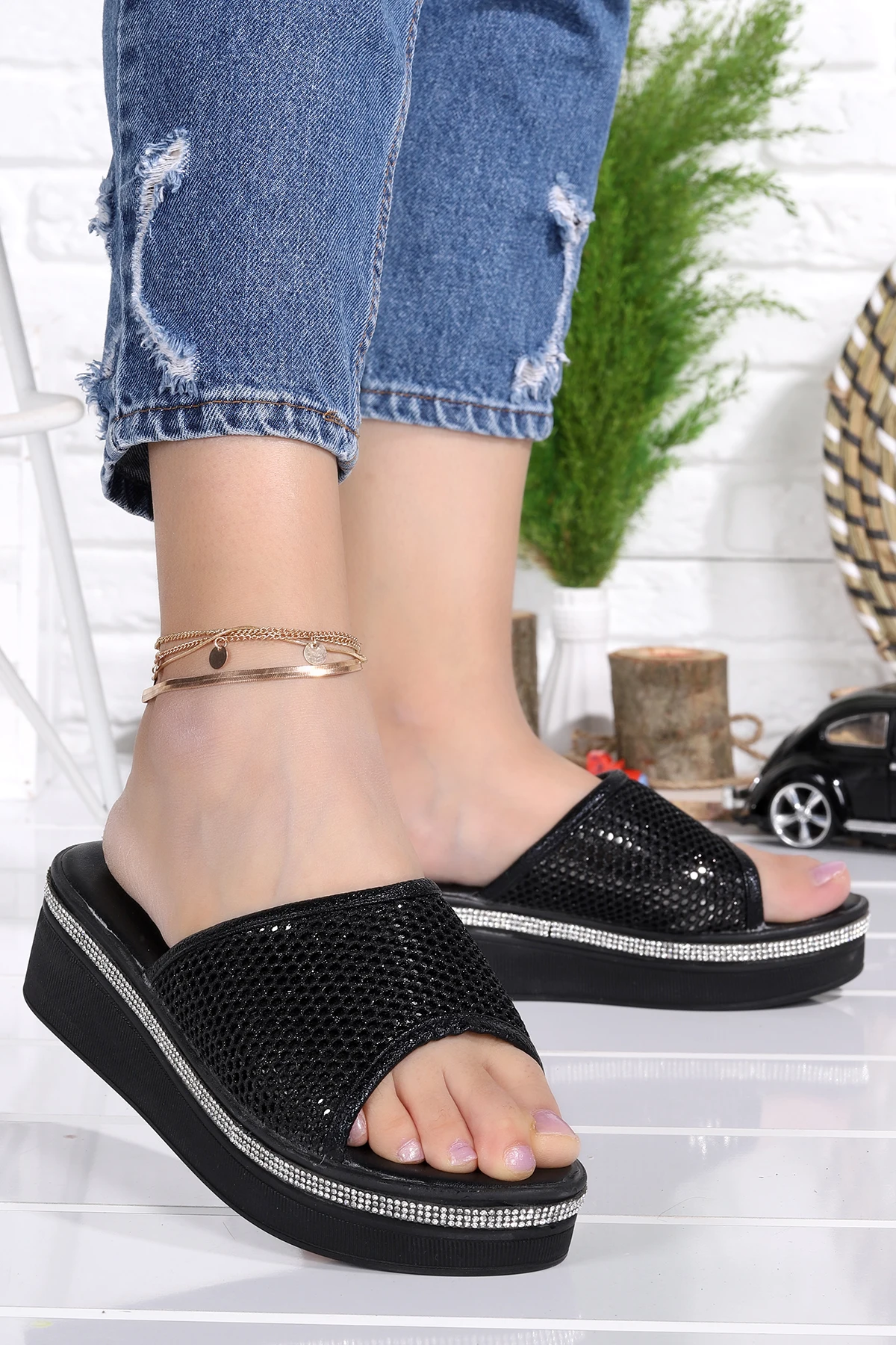 Очаровательные женские Повседневные тапочки ce 224
Очаровательные женские Повседневные тапочки ce 224