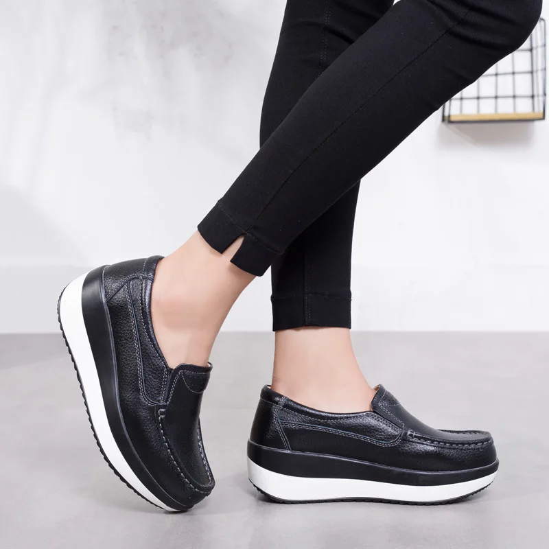 Women Flats Platform Loafers Ladies Elegant Genuine Leather Moccasins Woman Autumn Slip On Casual Women's Shoes zapatos mujer
Women Flats Platform Loafers Ladies Elegant Genuine Leather Moccasins Woman Autumn Slip On Casual Women's Shoes zapatos mujer
