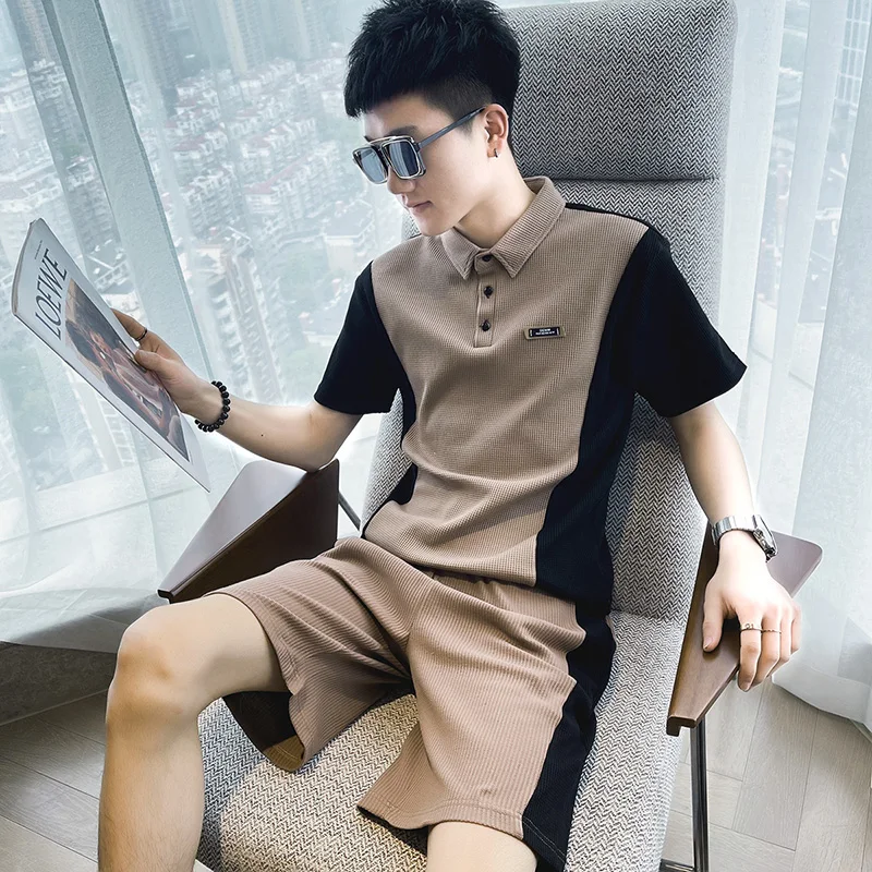 Summer Patchwork Men's Two-piece Casual T-shirt + Shorts Suit Men's Sports Set Fashion Short-sleeved Sportswear
Summer Patchwork Men's Two-piece Casual T-shirt + Shorts Suit Men's Sports Set Fashion Short-sleeved Sportswear