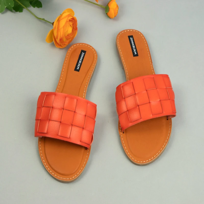 2022 Summer Women Sandals PU Leather Slip on Fashion Outside Shoes Woman Slides Solid Open Toed Beach Slippers Large Size 37-41
2022 Summer Women Sandals PU Leather Slip on Fashion Outside Shoes Woman Slides Solid Open Toed Beach Slippers Large Size 37-41