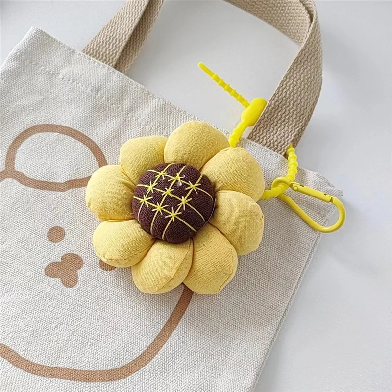 Cute Cotton Linen Sun Flower Pendant For Woman Car Handbag Ornaments Accessories Gift Key Chain Female Bag Pendant Gifts
Cute Cotton Linen Sun Flower Pendant For Woman Car Handbag Ornaments Accessories Gift Key Chain Female Bag Pendant Gifts
