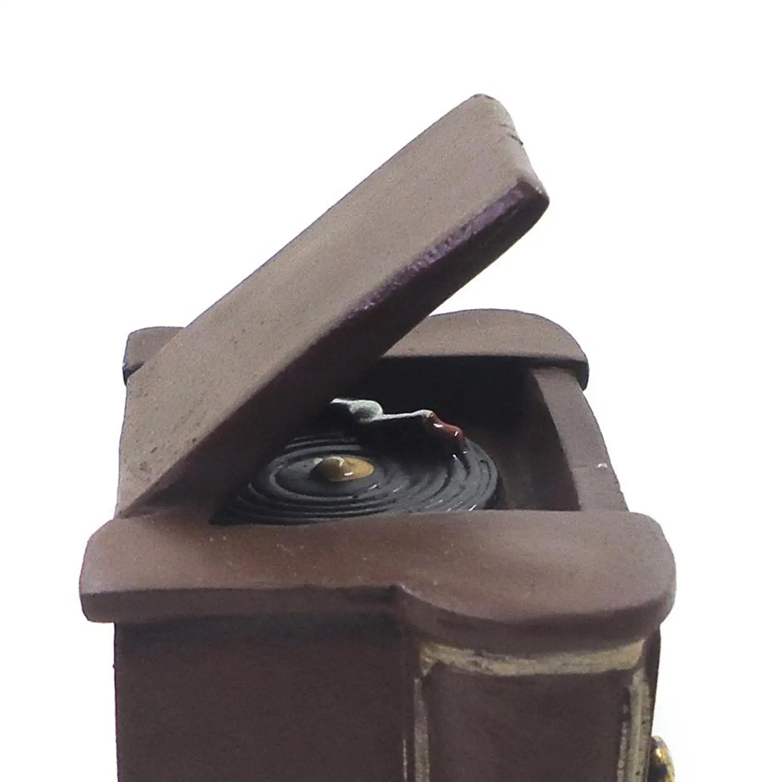 Миниатюрный фонограф для кукольного домика в масштабе 1/6, записывающий проигрыватель из смолы для гостиной
Миниатюрный фонограф для кукольного домика в масштабе 1/6, записывающий проигрыватель из смолы для гостиной