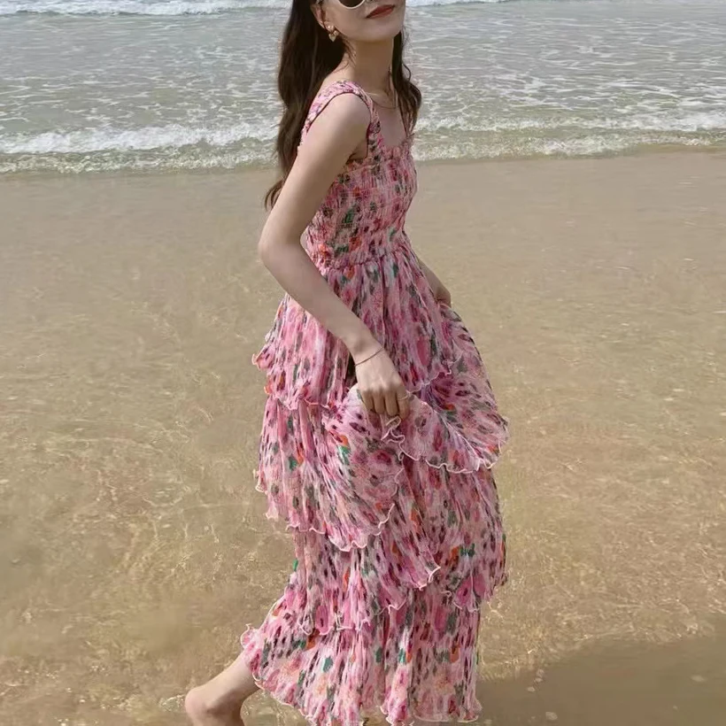 Women Layered ruffled cake dress 2023 new Floral printing slash neck midi sling dress
Women Layered ruffled cake dress 2023 new Floral printing slash neck midi sling dress