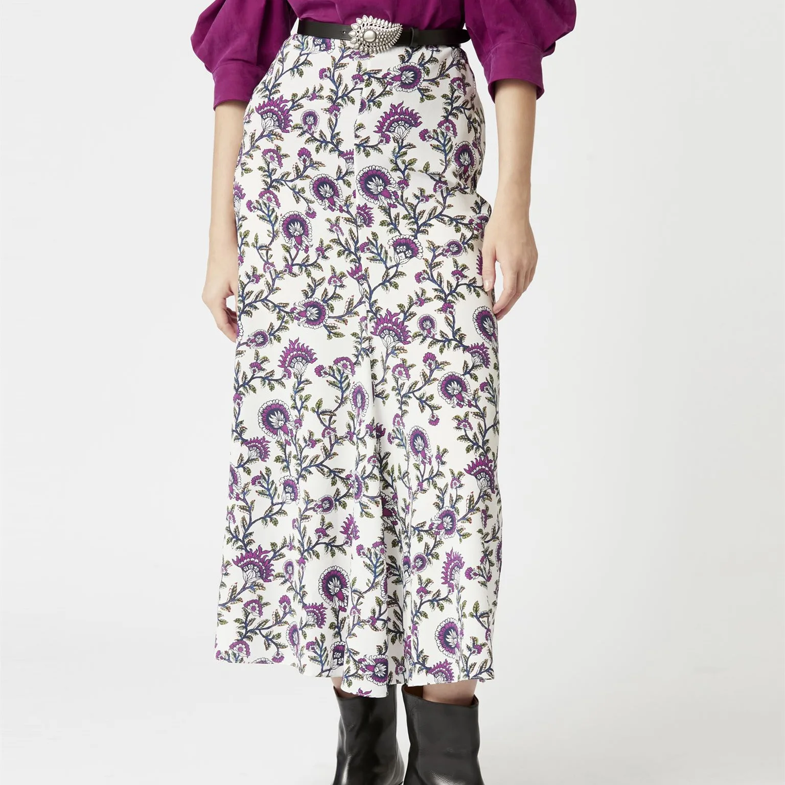2022 Spring and Summer New Women Crepe Print High Waist Midi Skirt 
2022 Spring and Summer New Women Crepe Print High Waist Midi Skirt
