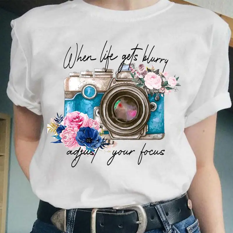 Women Camera New Style Flower 90s Beach Lovely Graphic Fashion Female Clothes Tops Cartoon Lady Tees Tshirt Print T-Shirt
Women Camera New Style Flower 90s Beach Lovely Graphic Fashion Female Clothes Tops Cartoon Lady Tees Tshirt Print T-Shirt