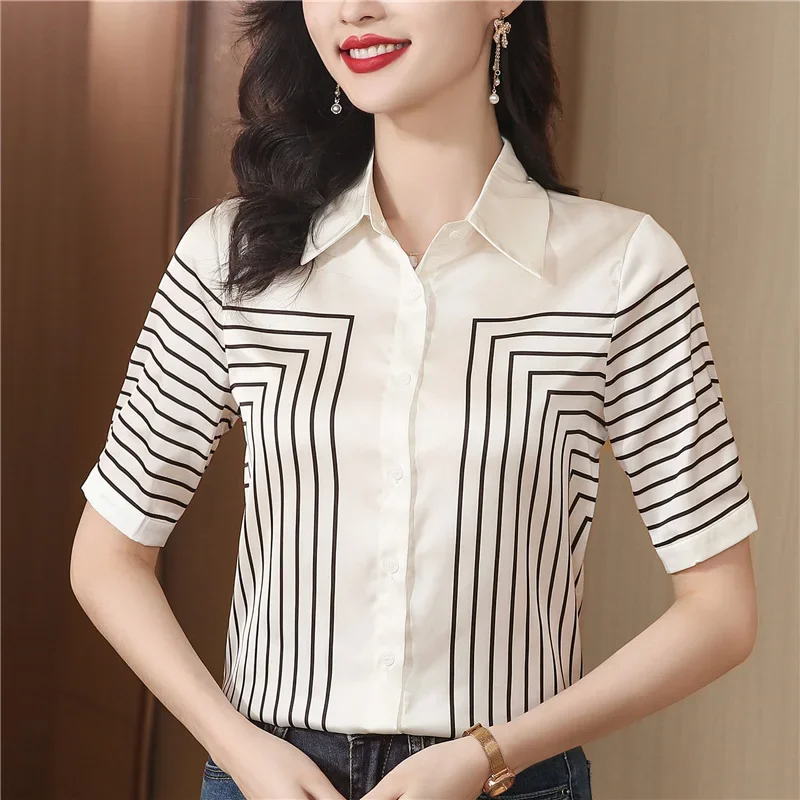 2023 Poplin Women's Blouse Summer Stripe Shirt Grace Fashion Comfort Slim Short Sleeved Turn Down Collar Top
2023 Poplin Women's Blouse Summer Stripe Shirt Grace Fashion Comfort Slim Short Sleeved Turn Down Collar Top