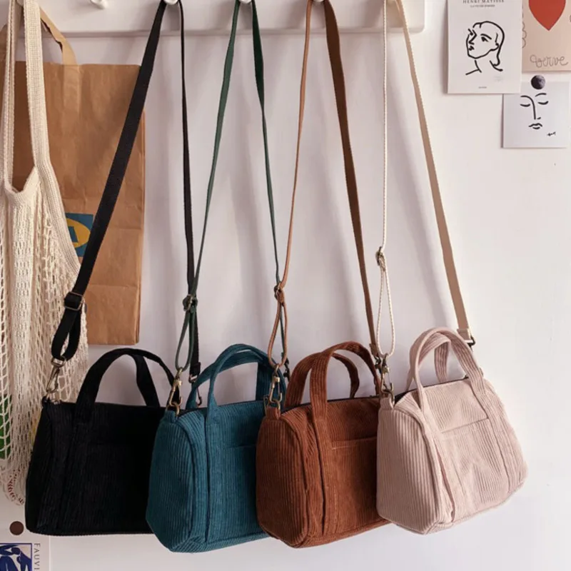 Corduroy Women Small Handbag Shoulder Bags Autumn And Winter Korean Casual Simple Mobile Phone Bag Wallet Women's Crossbody Bag
Corduroy Women Small Handbag Shoulder Bags Autumn And Winter Korean Casual Simple Mobile Phone Bag Wallet Women's Crossbody Bag