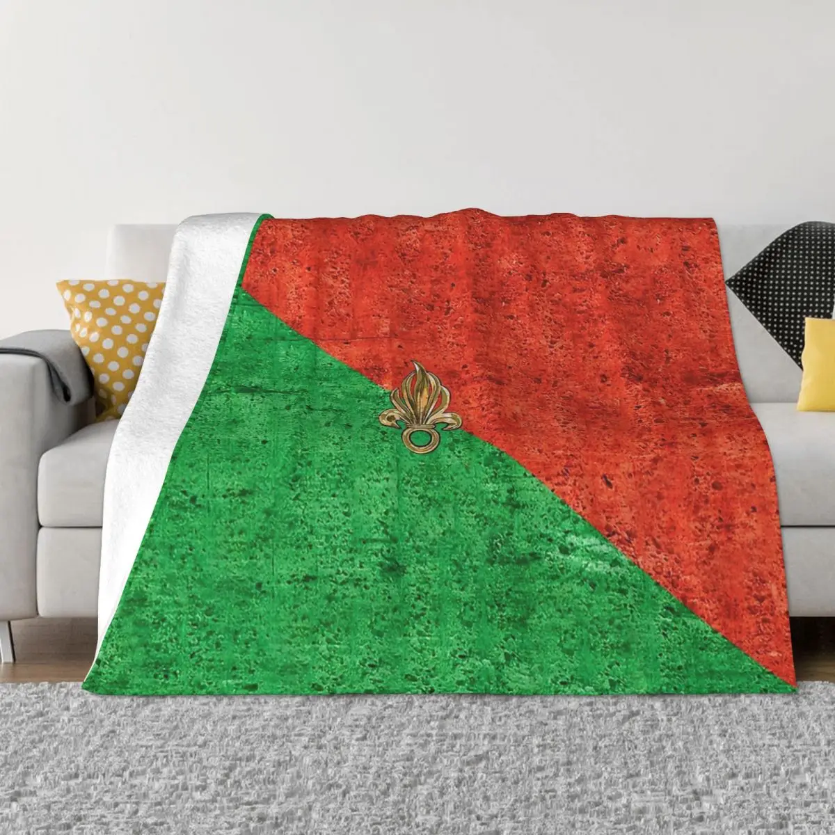 Необходимое покрывало для спальни с флисовой подкладкой 
Необходимое покрывало для спальни с флисовой подкладкой