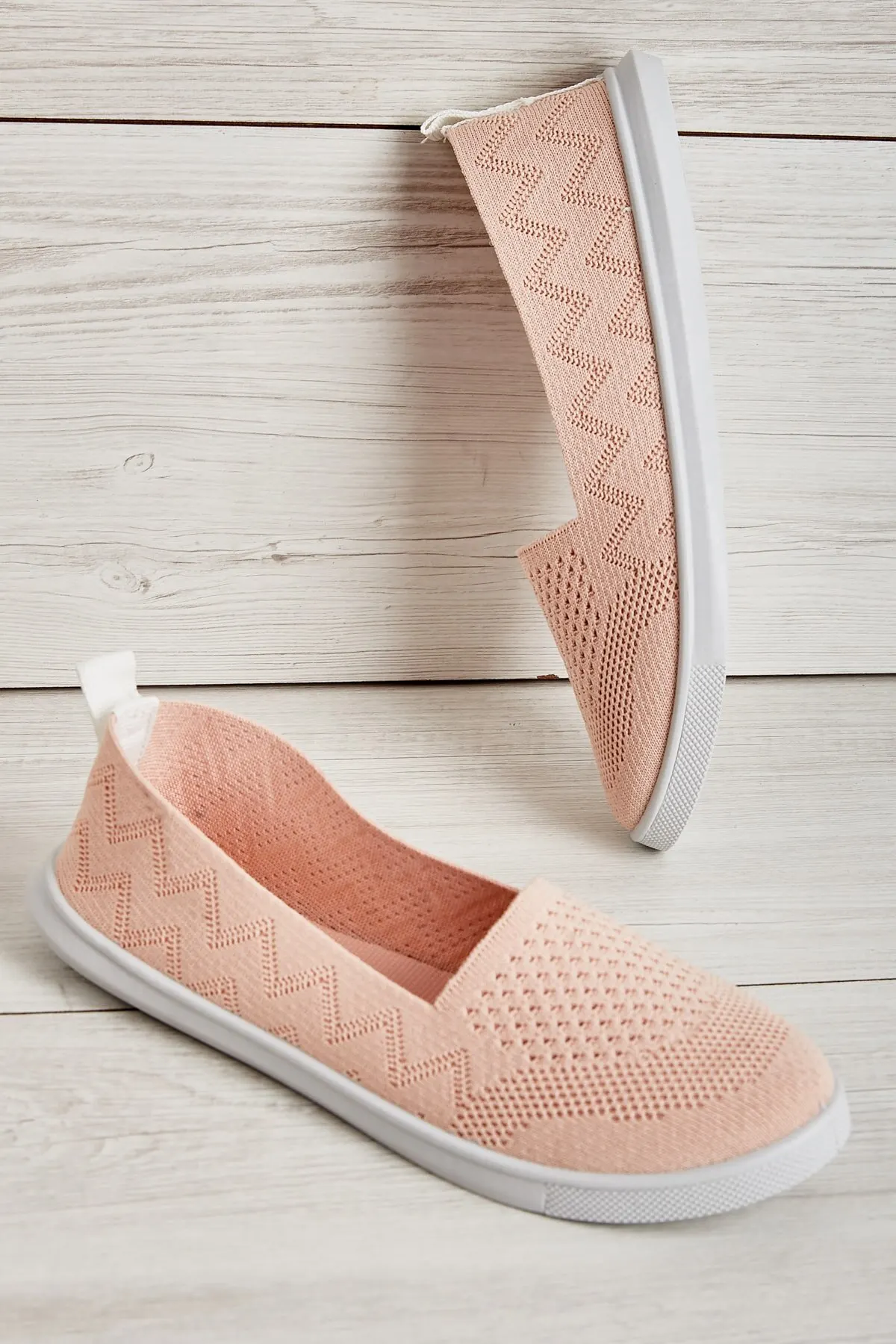 Women's Sneakers Casual Fashion Comfortable Platform Female Vulcanized Shoes High-Top Sneakers
Women's Sneakers Casual Fashion Comfortable Platform Female Vulcanized Shoes High-Top Sneakers