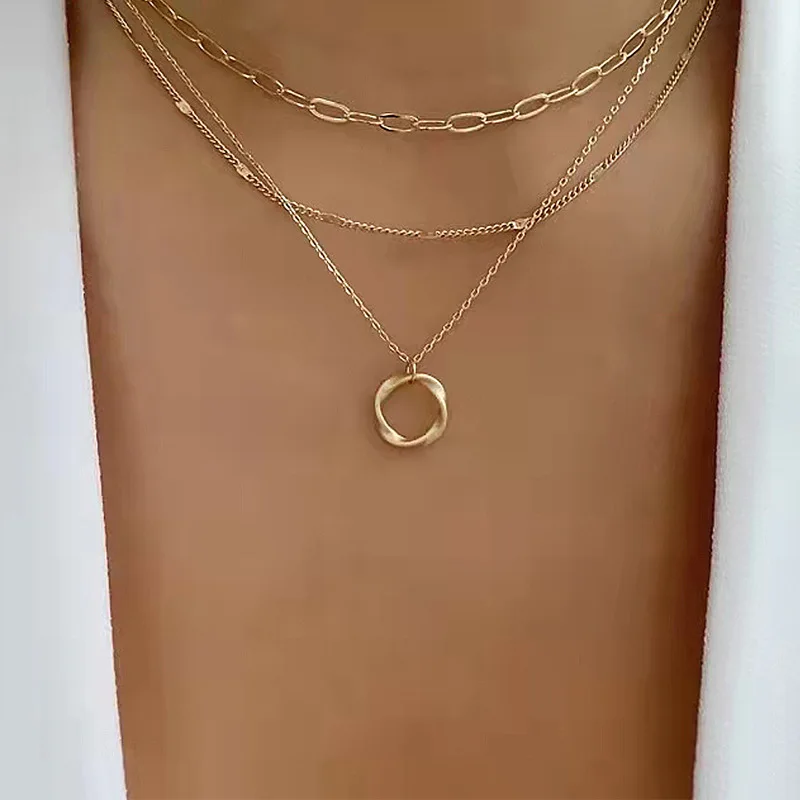 European and American Gold Stainless Steel Necklace Women Circle Pendant Fashion Necklace Hip Hop Banquet Party Jewelry Women
European and American Gold Stainless Steel Necklace Women Circle Pendant Fashion Necklace Hip Hop Banquet Party Jewelry Women