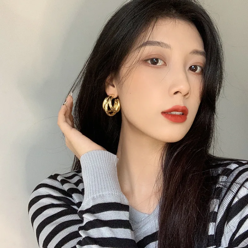 Fashion Vintage C shape Hoop Clip on Earrings for Women Non Pierced Earrings Party Birthday Cute Ear Clips 2022 New
Fashion Vintage C shape Hoop Clip on Earrings for Women Non Pierced Earrings Party Birthday Cute Ear Clips 2022 New
