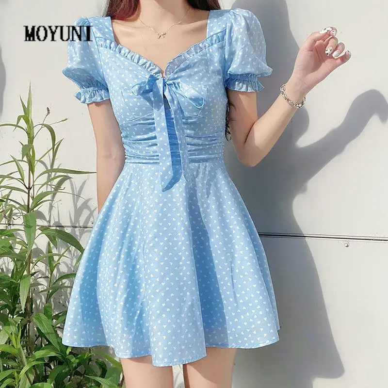 MOYUNI элегантные белые платья для женщин Лето 2022 Kawaii милые винтажные бандажные Бохо пляжная одежда сексуальный сарафан с пышными рукавами
MOYUNI элегантные белые платья для женщин Лето 2022 Kawaii милые винтажные бандажные Бохо пляжная одежда сексуальный сарафан с пышными рукавами