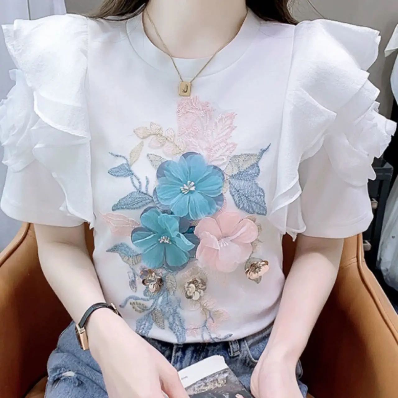 High-End Embroidery Flower SequinTop Tees Ruffled White T-shirt Women's Short-Sleeved Floral Tshirt 2023 Summer New Fashion
High-End Embroidery Flower SequinTop Tees Ruffled White T-shirt Women's Short-Sleeved Floral Tshirt 2023 Summer New Fashion