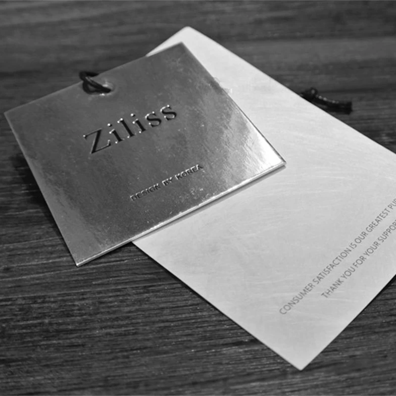 1000Set/Lot Customized LOGO Silver Cardboard Paper Hangtag Clothing/Bag/Shoes Hang Tag
1000Set/Lot Customized LOGO Silver Cardboard Paper Hangtag Clothing/Bag/Shoes Hang Tag