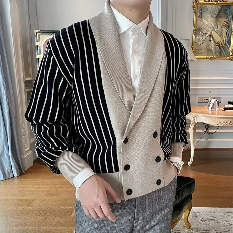 

2023 Autumn Winter Elegant Trendy Men's Color Contrast Splicing Knitted Cardigan Luxury Suit Collar Gentleman Jackets Tops