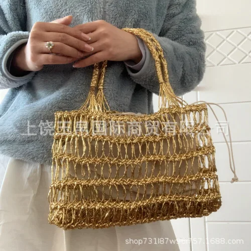 Spring and Summer New Women's Woven Multi-Color Large Capacity Portable Hollow Bag European and American Fashion All-Match
Spring and Summer New Women's Woven Multi-Color Large Capacity Portable Hollow Bag European and American Fashion All-Match