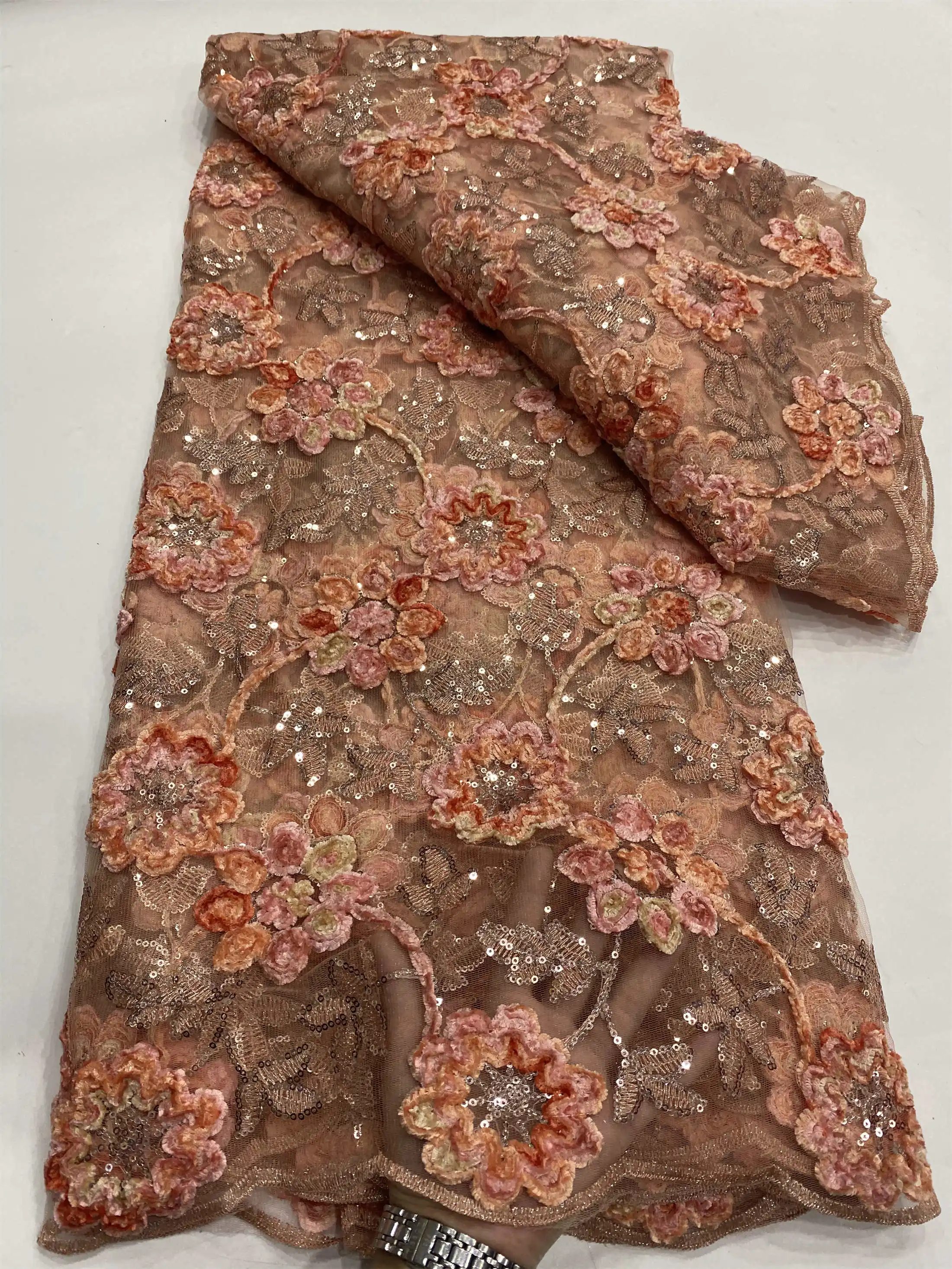 2022 Diy Crafts Supplies African Embroidered Tulle Lace Fabric Net Lace with Sequins Guaranteed Civil Wedding Dress EDPN130
2022 Diy Crafts Supplies African Embroidered Tulle Lace Fabric Net Lace with Sequins Guaranteed Civil Wedding Dress EDPN130