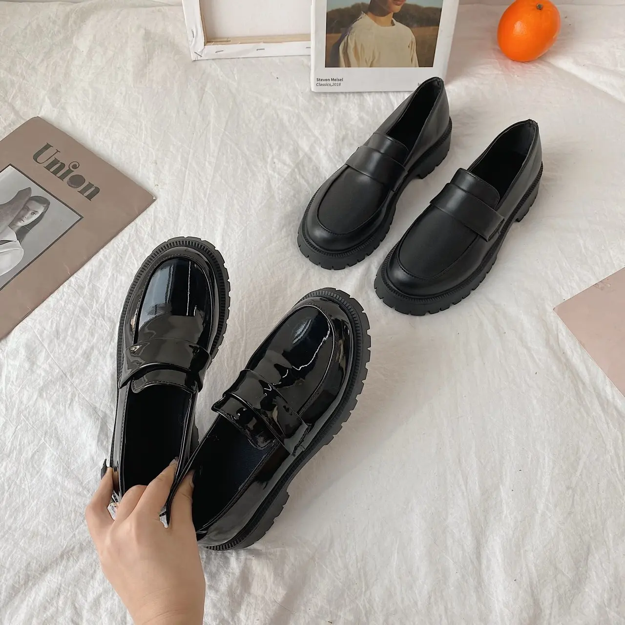Korean Shoes All-Match Female Footwear Loafers With Fur Round Toe Casual Sneaker Shallow Mouth Oxfords Women's 2022 Dress Slip-o
Korean Shoes All-Match Female Footwear Loafers With Fur Round Toe Casual Sneaker Shallow Mouth Oxfords Women's 2022 Dress Slip-o