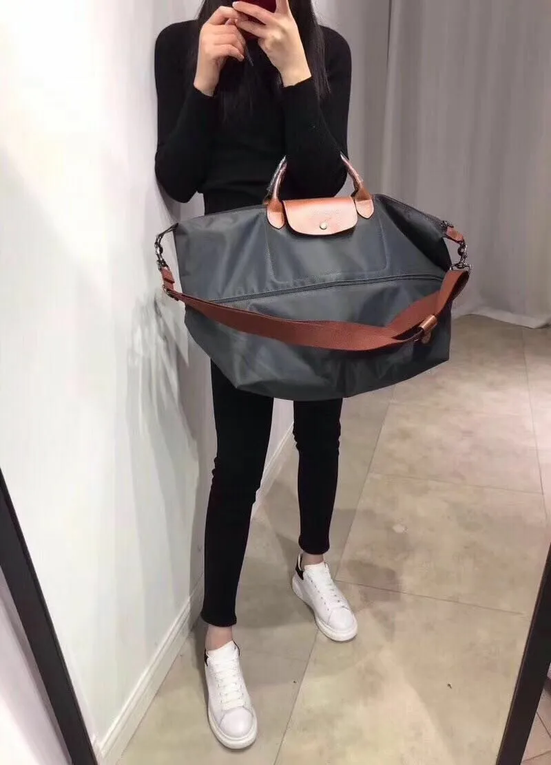 Lightweight Travel Bag Dumpling Bag Large Unisex Nylon Cloth with Leather Handbag Travel Bag Women's Tote Bag
Lightweight Travel Bag Dumpling Bag Large Unisex Nylon Cloth with Leather Handbag Travel Bag Women's Tote Bag
