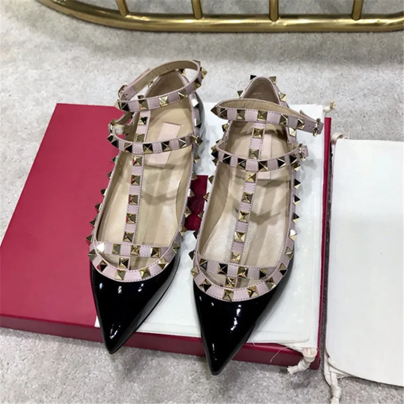 Summer Fashion Leather Sandals Luxury Brand Women's Shoes Rivet Casual Women's Flat Shoes High Quality New Ladies Shoes 34-45
Summer Fashion Leather Sandals Luxury Brand Women's Shoes Rivet Casual Women's Flat Shoes High Quality New Ladies Shoes 34-45