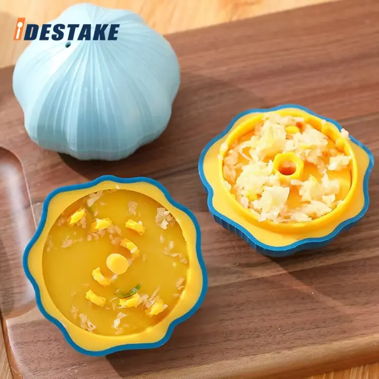 Manual Twist Pepper Masher Grinding Garlic Press Crushing Tool Garlic Shape Kitchen Cooking Seasoning Crusher Vegetable Gadgets
Manual Twist Pepper Masher Grinding Garlic Press Crushing Tool Garlic Shape Kitchen Cooking Seasoning Crusher Vegetable Gadgets