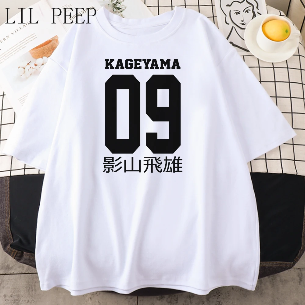 Женская футболка Kageyama Tobio Haikyuu с рисунком аниме, топы с коротким рукавом, свободные летние дышащие футболки в стиле унисекс
Женская футболка Kageyama Tobio Haikyuu с рисунком аниме, топы с коротким рукавом, свободные летние дышащие футболки в стиле унисекс