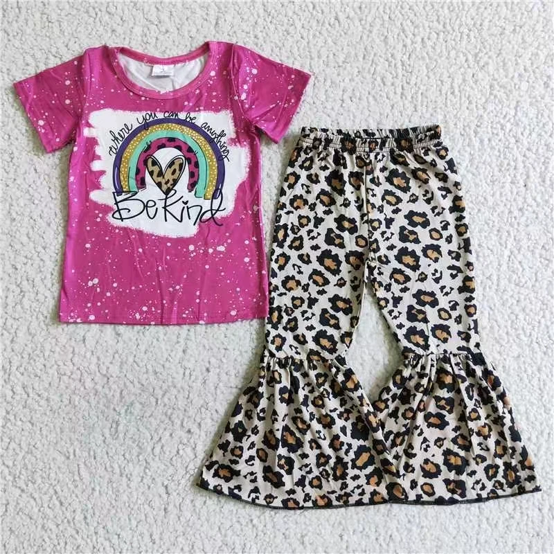 wholesale baby girl clothing toddler girl outfit short sleeve print top and bell bottom pant outfit kids clothing set
wholesale baby girl clothing toddler girl outfit short sleeve print top and bell bottom pant outfit kids clothing set